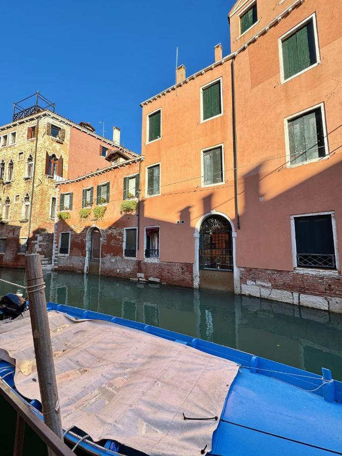 Ca Penini - Canal View Venecia Exterior foto