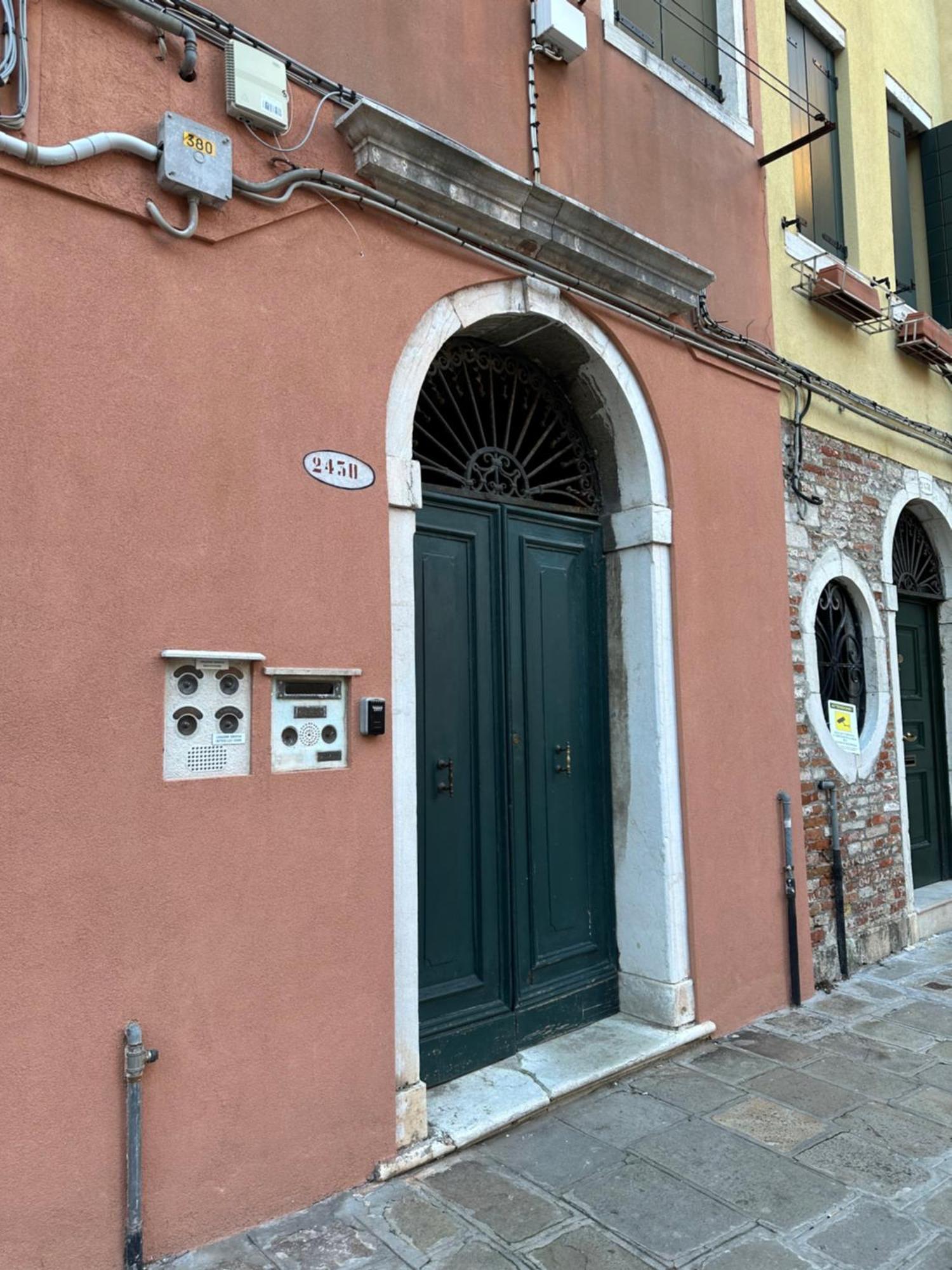 Ca Penini - Canal View Venecia Exterior foto